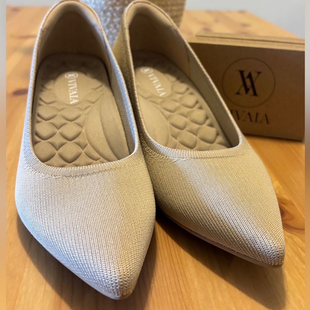 VIVAIA Pointed-Toe Chunky Heels (Tracy Pro)